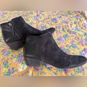 Vera Wang Black Ankle Boots with Croc-Embossed Detail